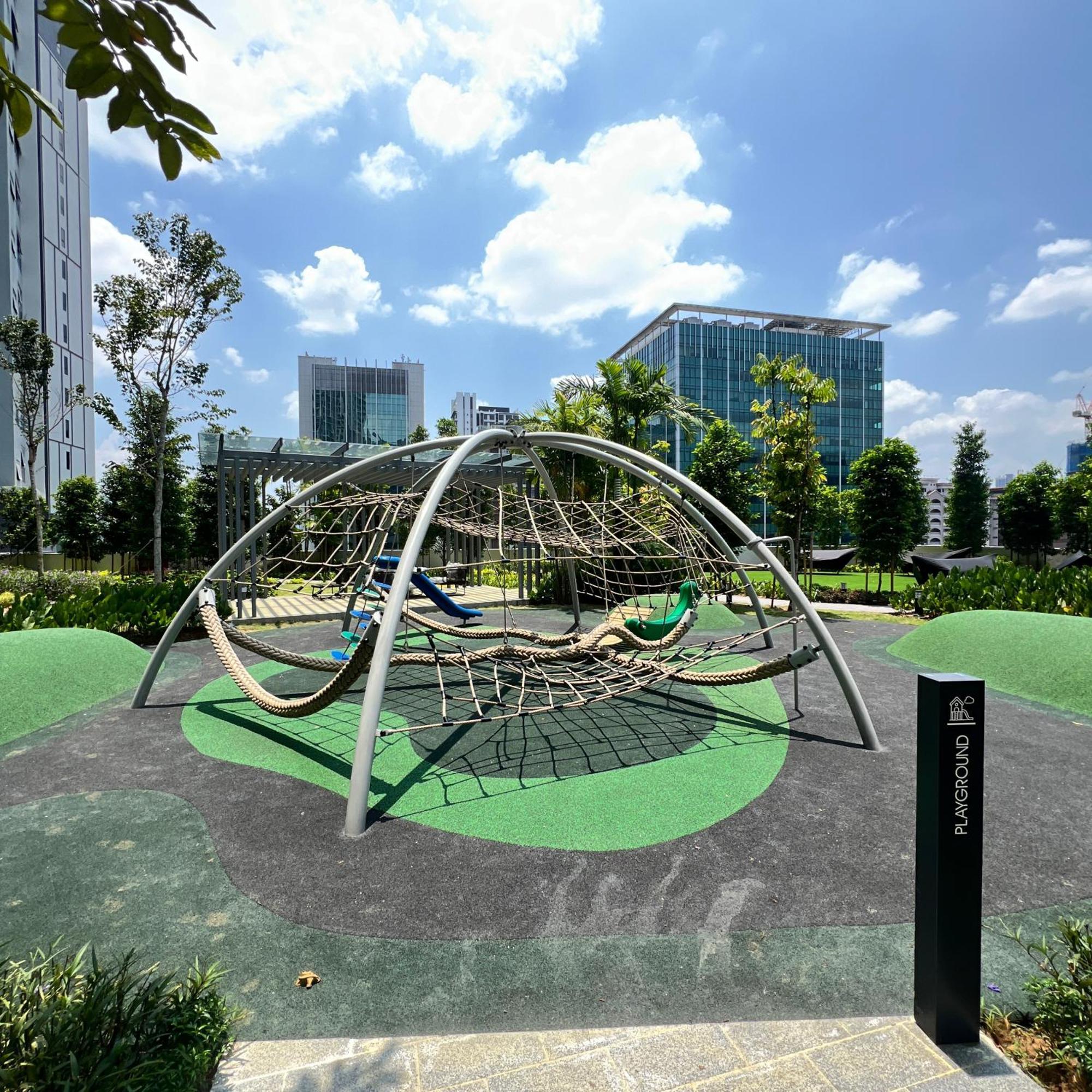 Agile Bukit Bintang Trx By Dormeo Destinations Apartment Kuala Lumpur Luaran gambar