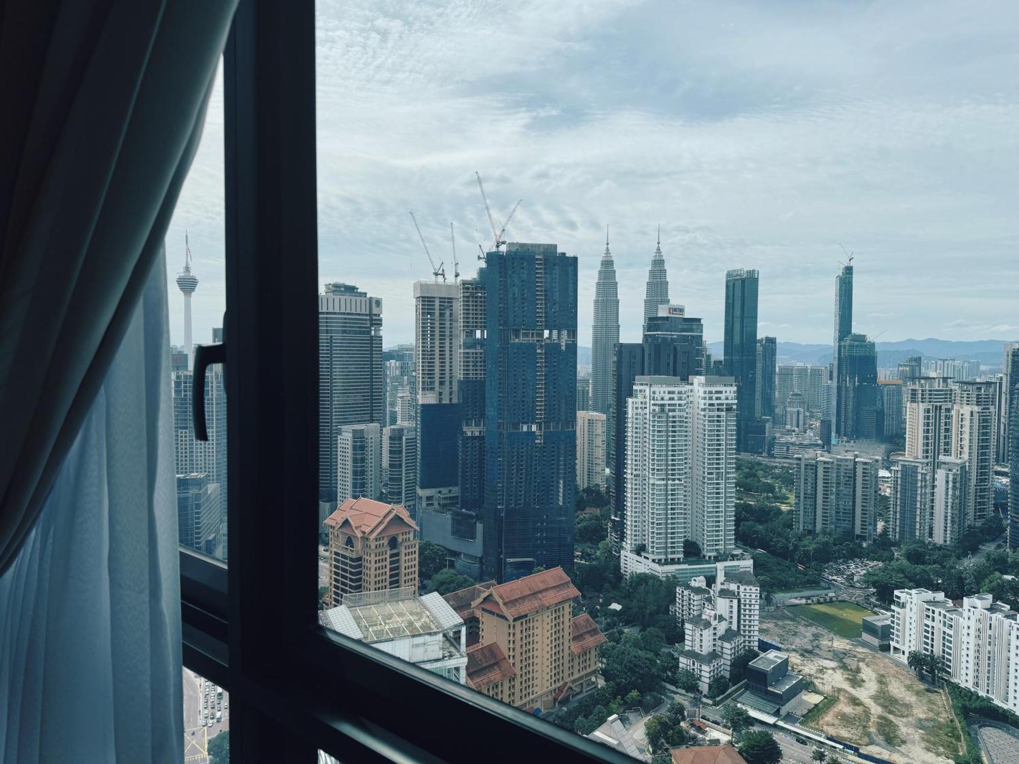 Agile Bukit Bintang Trx By Dormeo Destinations Apartment Kuala Lumpur Luaran gambar